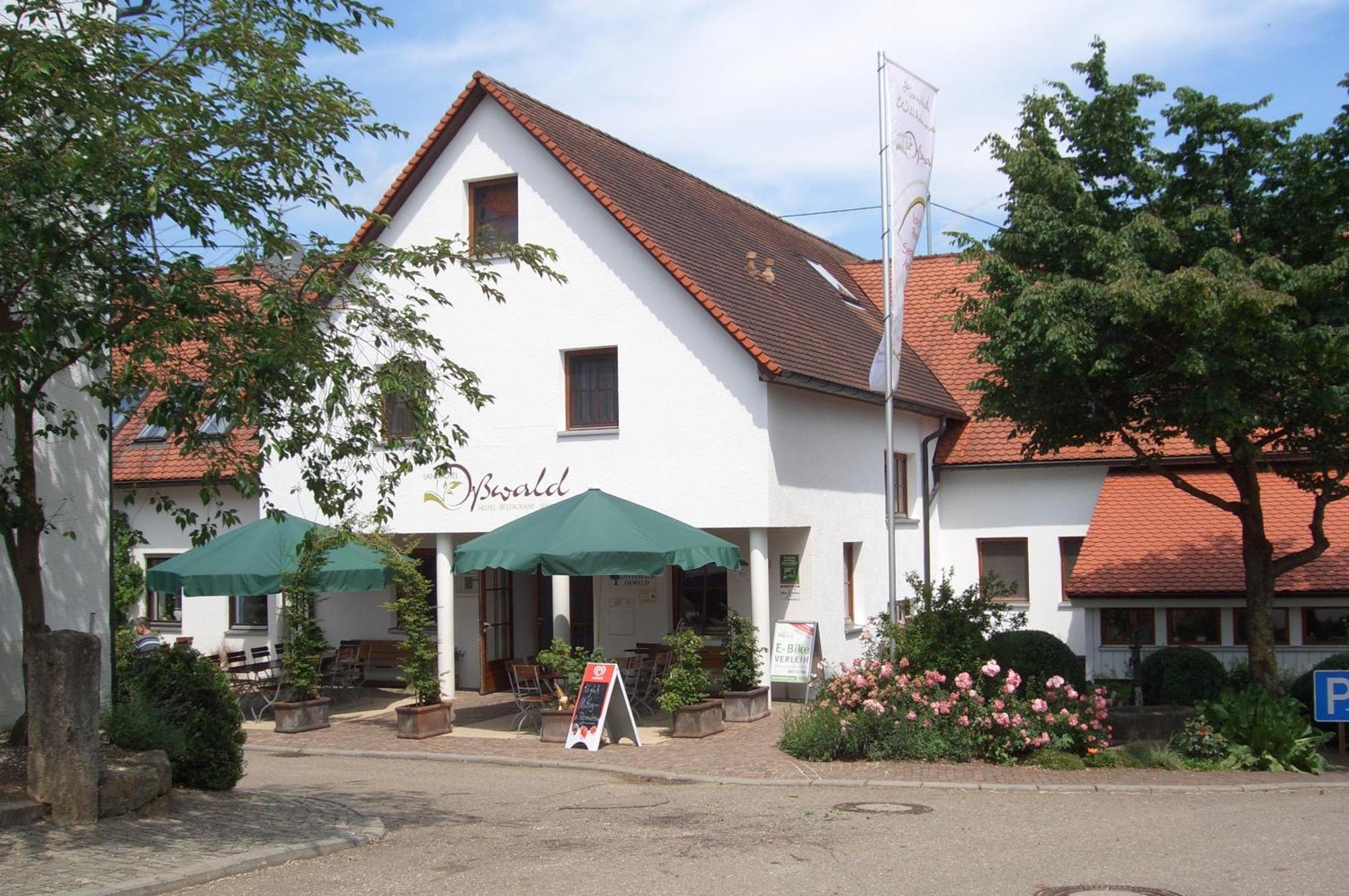 Landhotel Oßwald Kirchheim am Ries Buitenkant foto